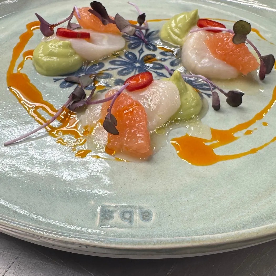 Image alt description