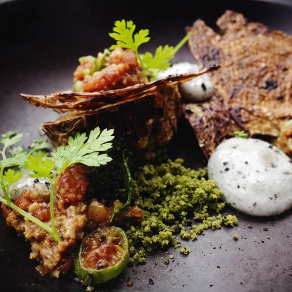 Image alt description