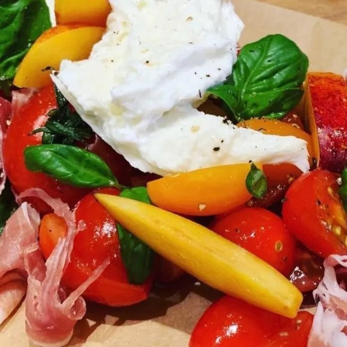 Image alt description