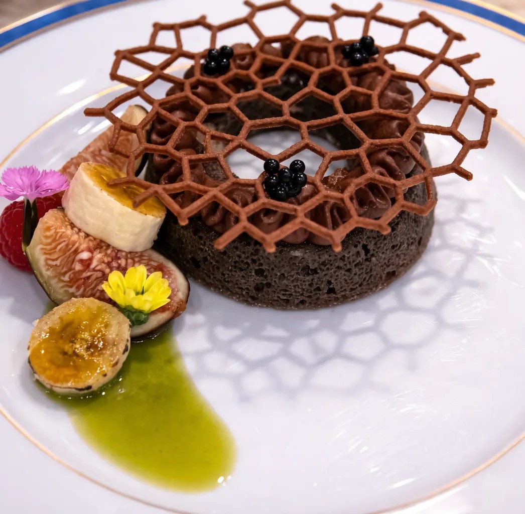 Image alt description