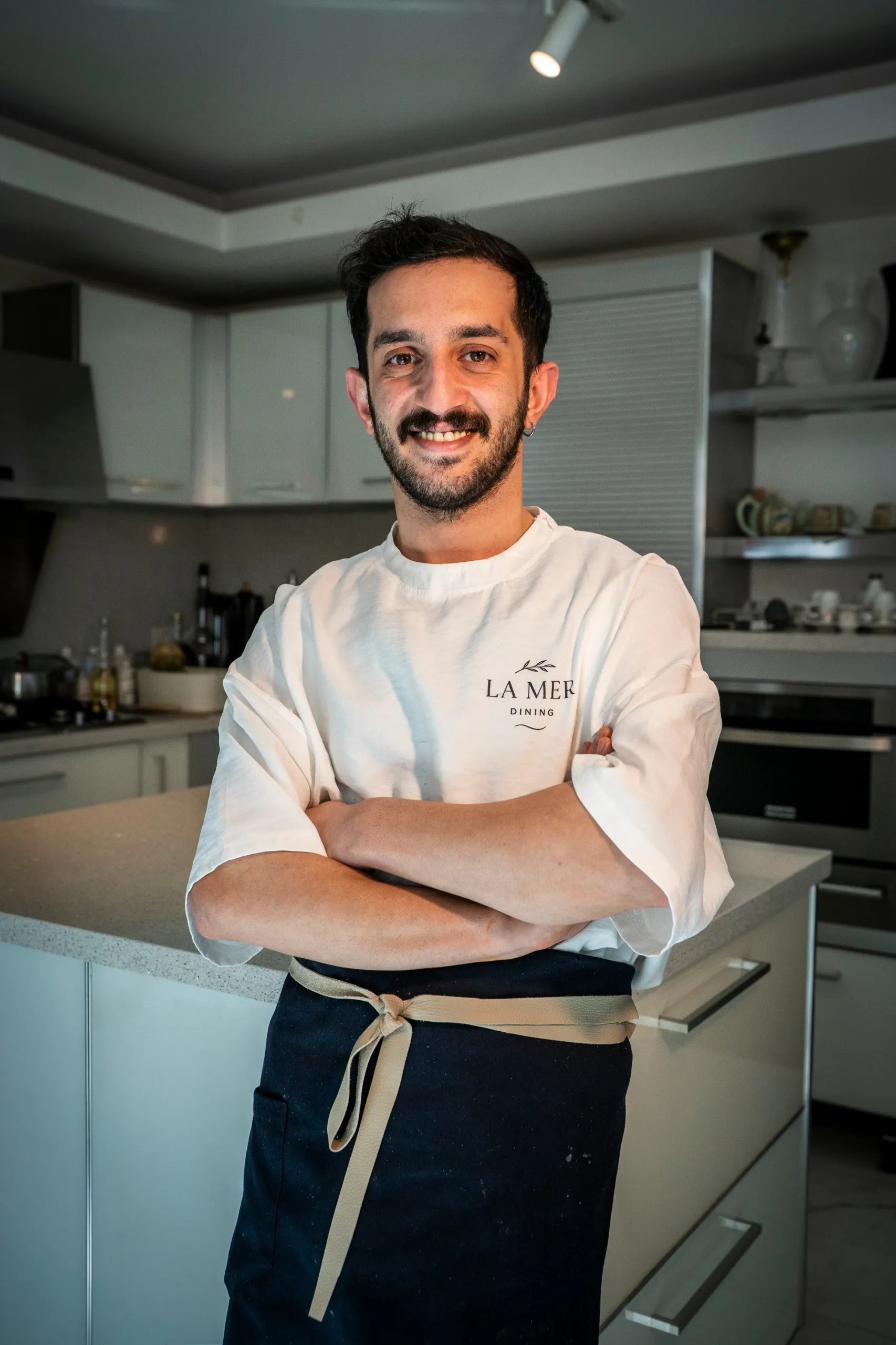 Image alt description