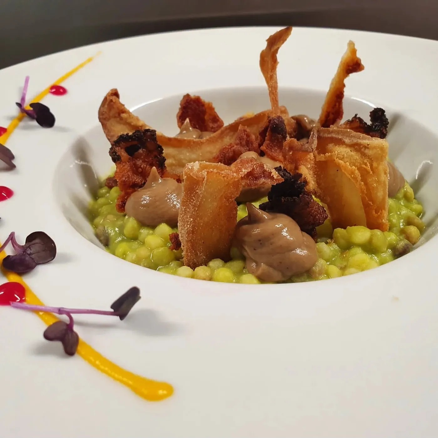 Image alt description