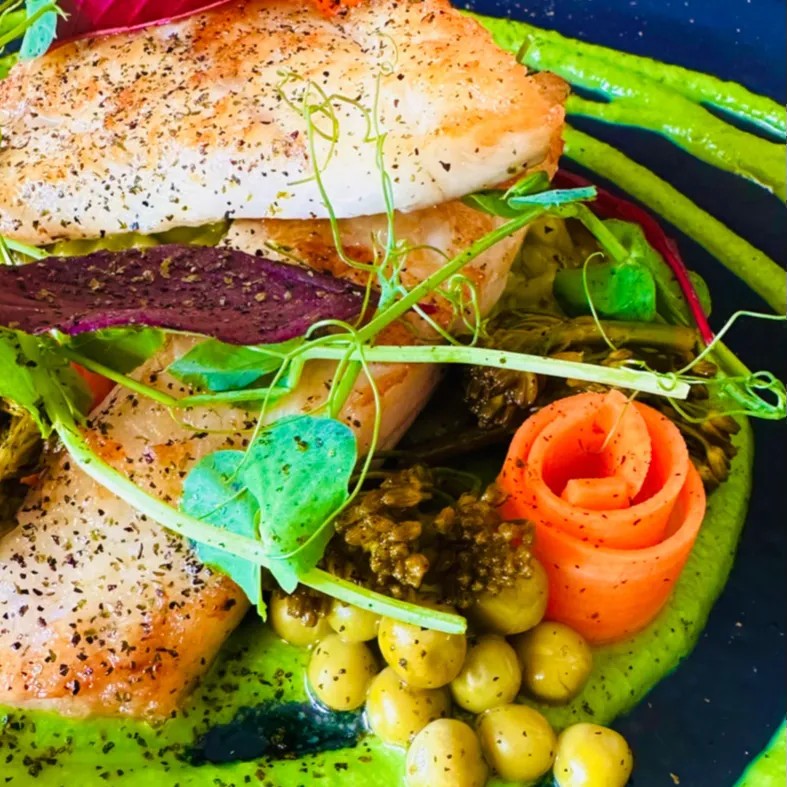 Image alt description