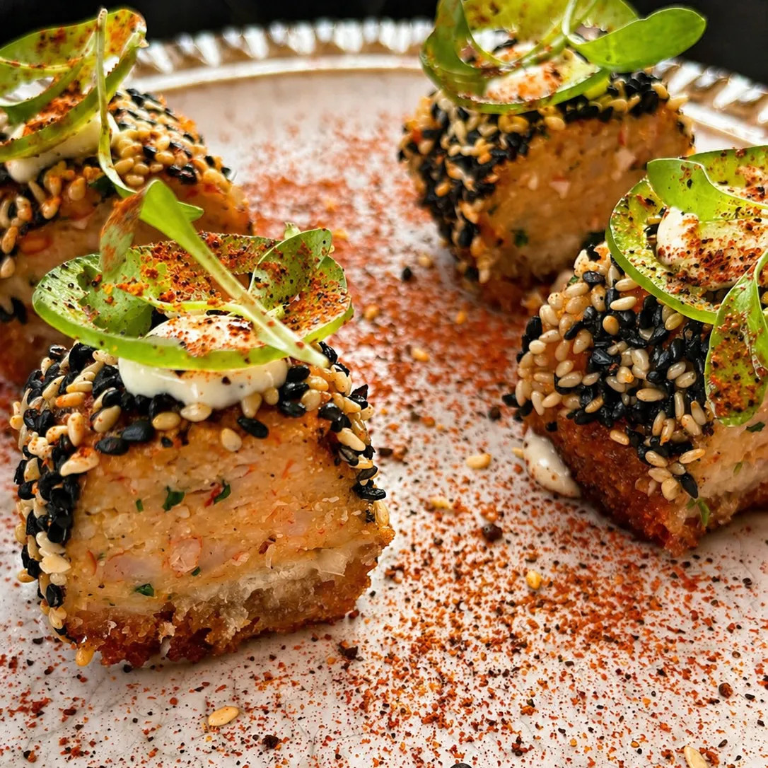 Image alt description