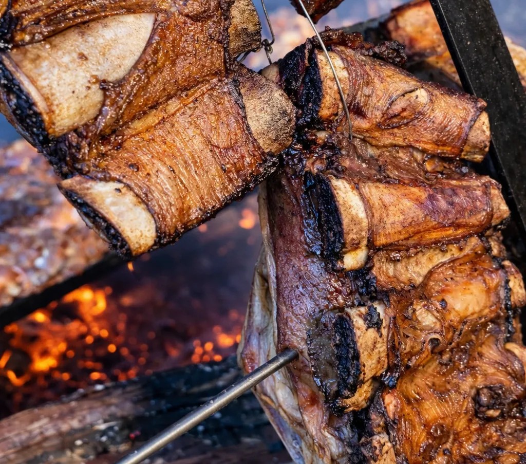 Image alt description