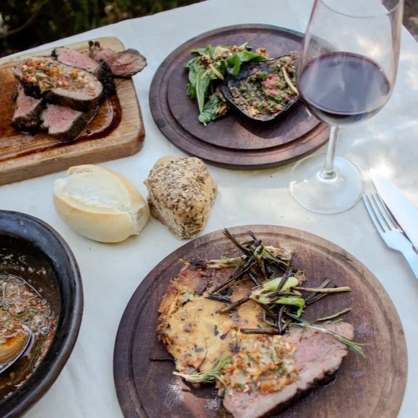 Image alt description