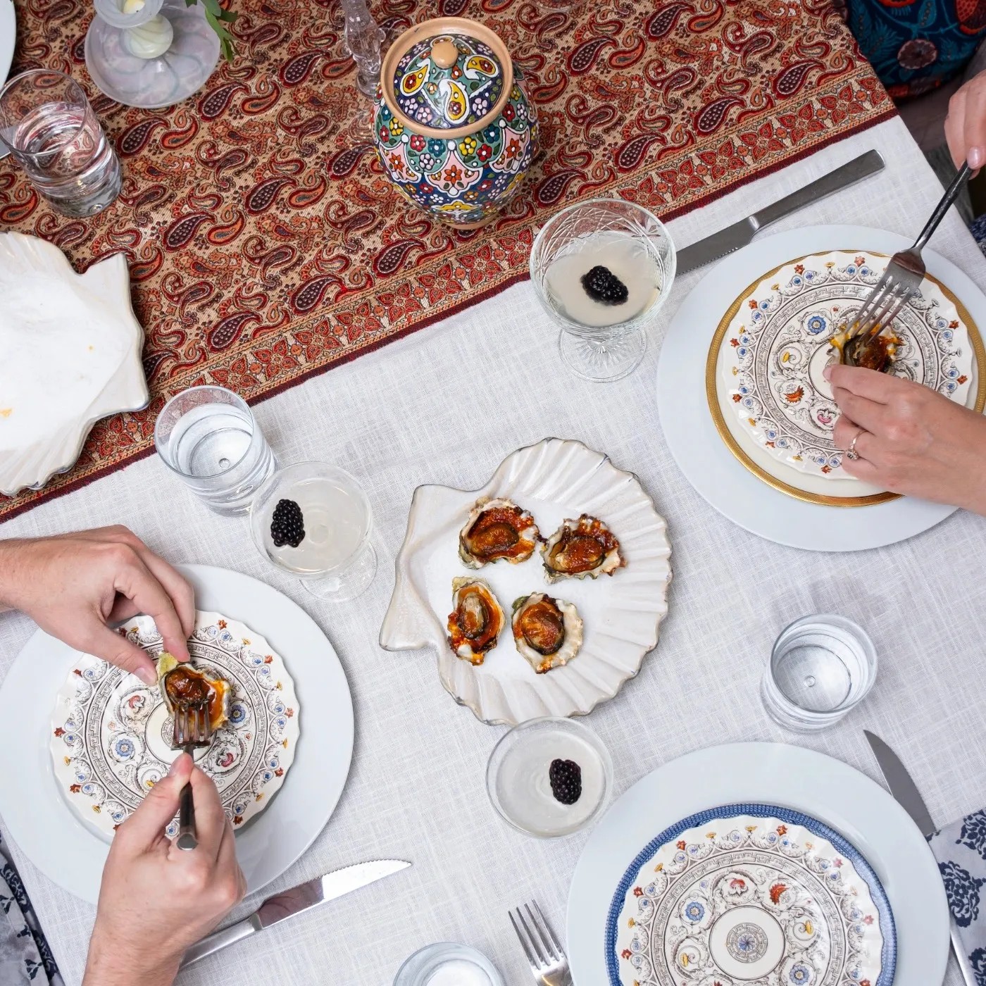 Image alt description