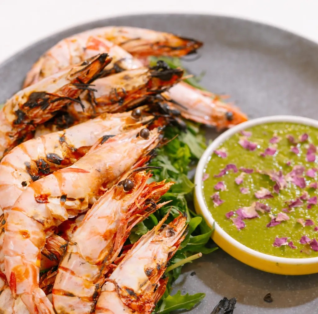 Image alt description