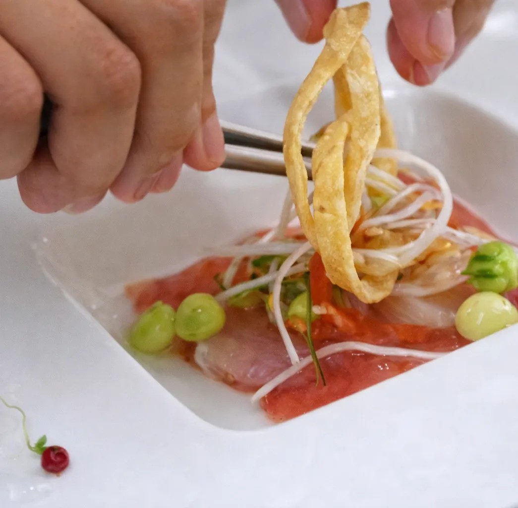 Image alt description