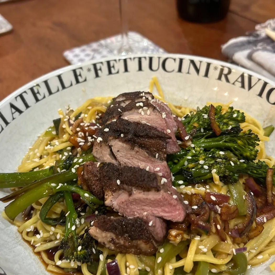 Image alt description