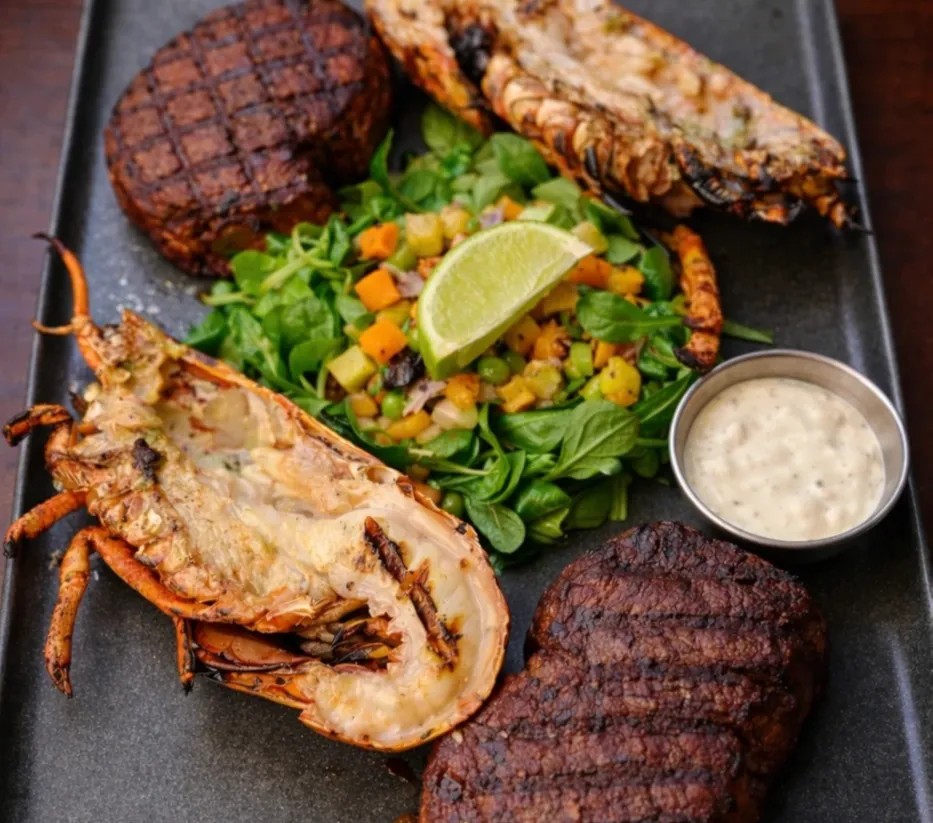 Image alt description