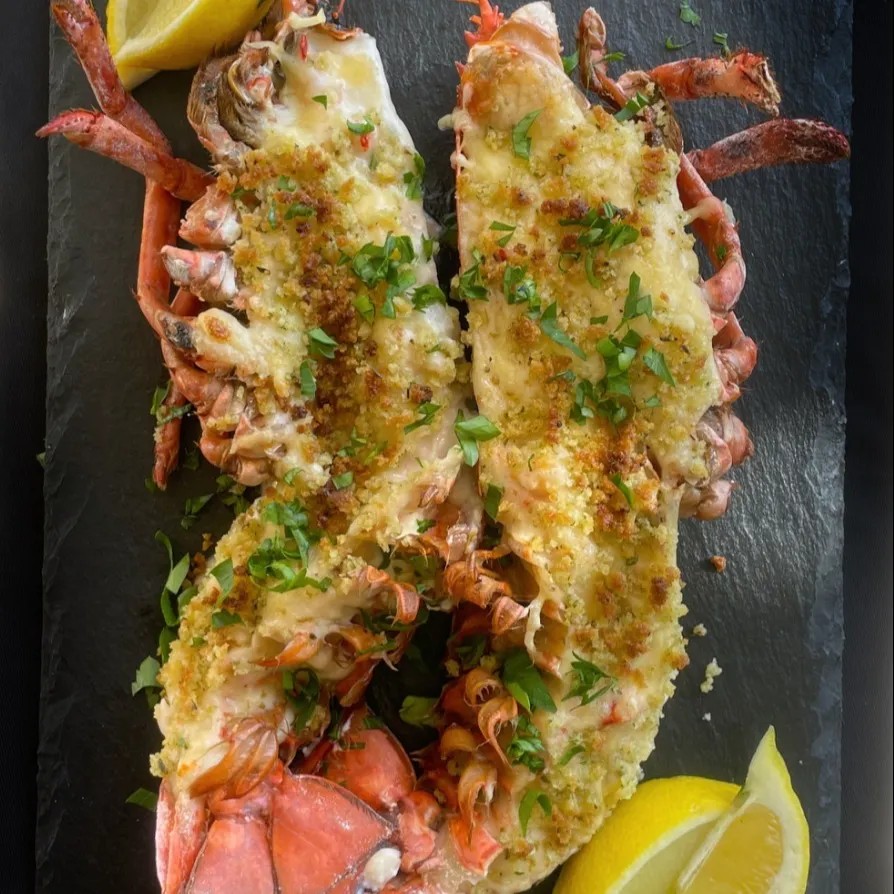 Image alt description