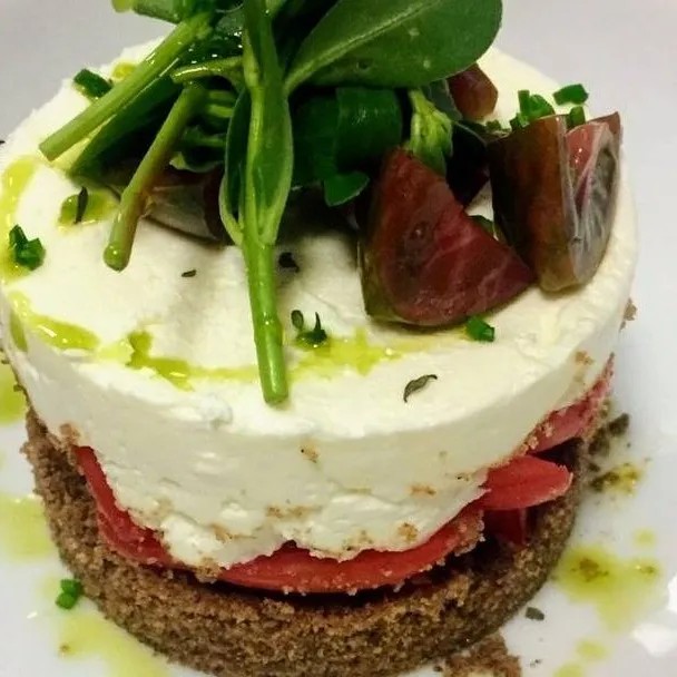 Image alt description