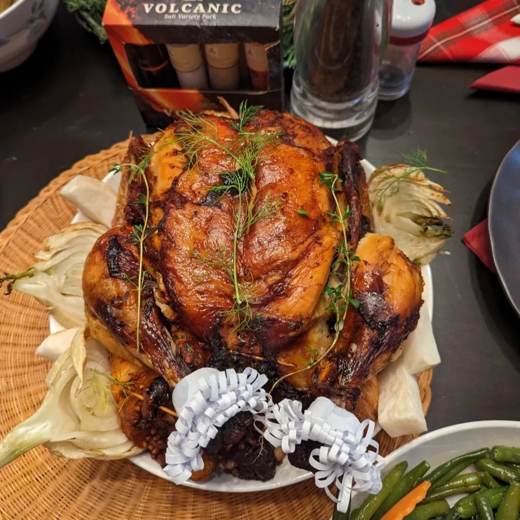 Image alt description