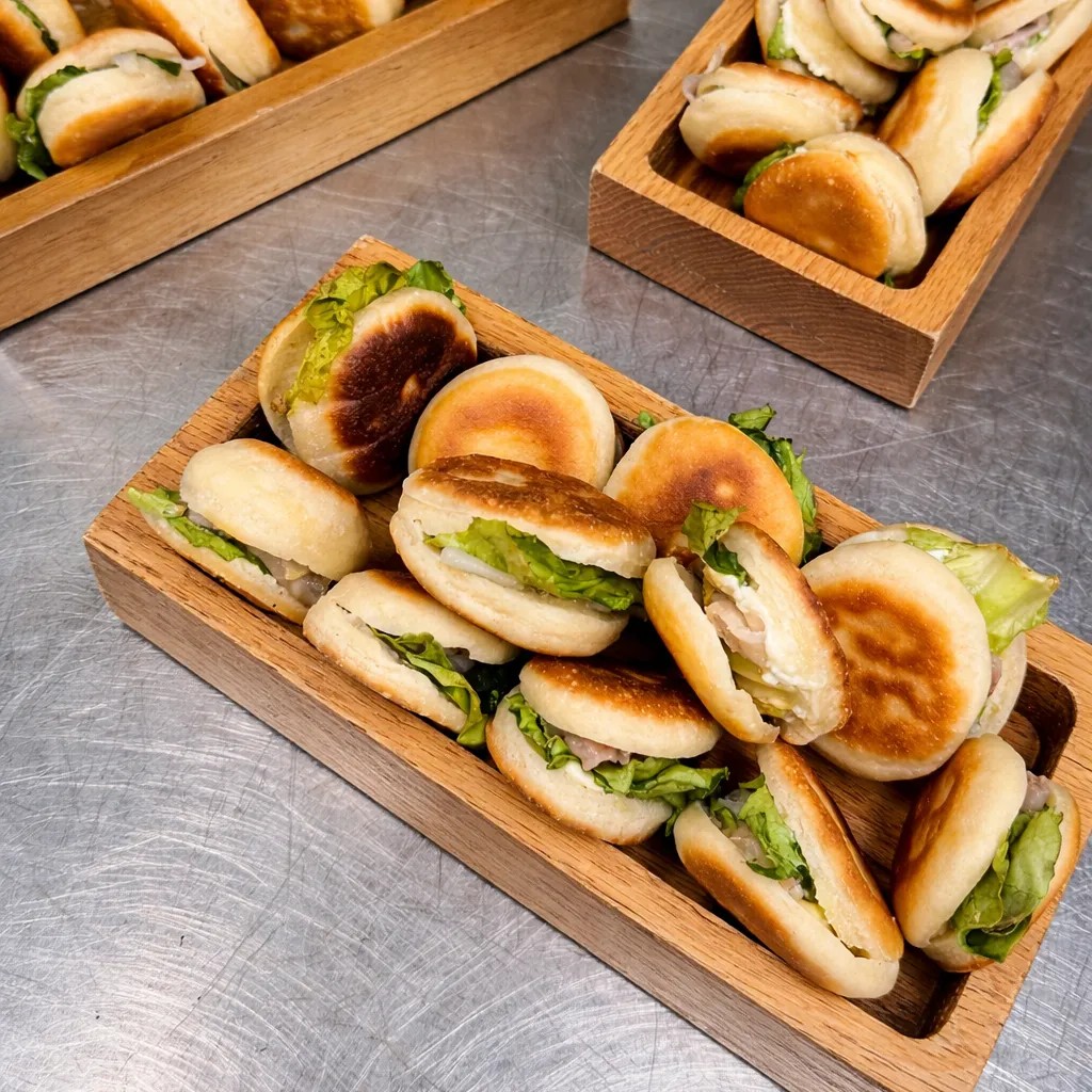 Image alt description