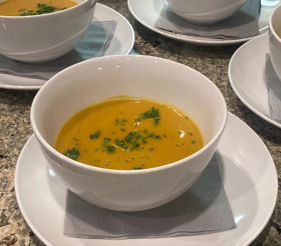 Image alt description