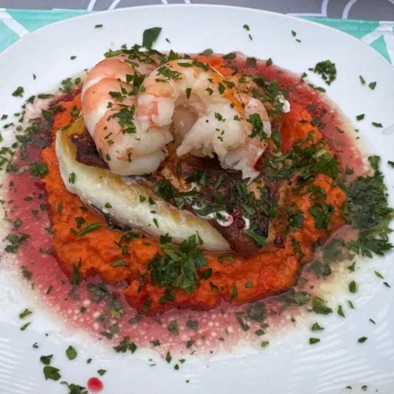 Image alt description