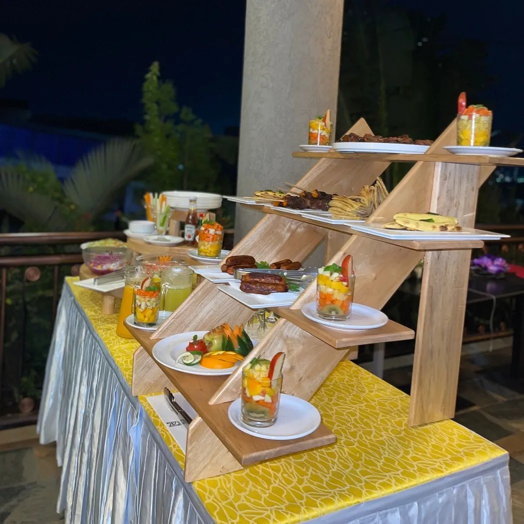 Image alt description