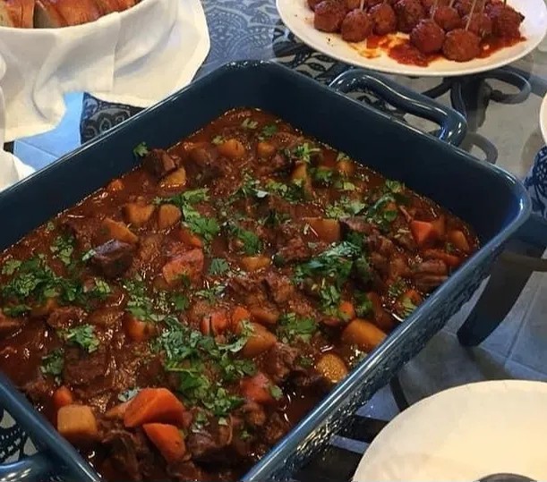 Image alt description