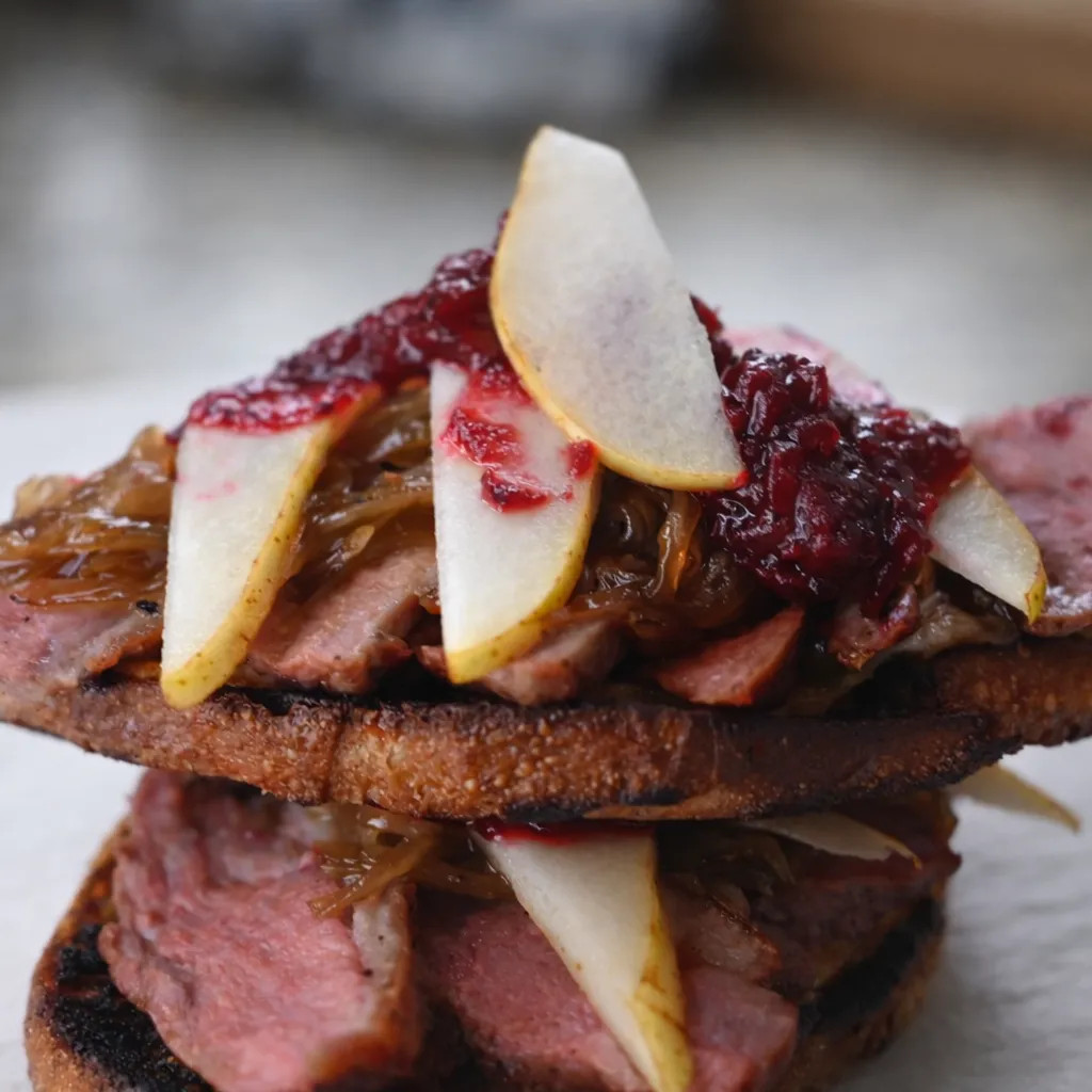 Image alt description