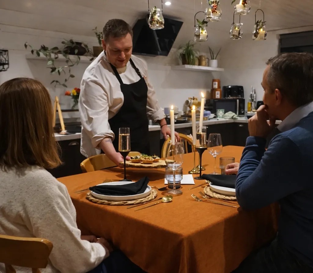 Image alt description