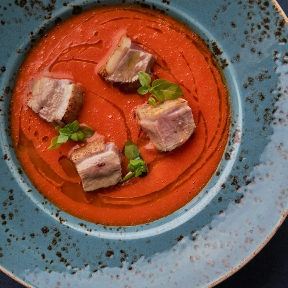 Image alt description