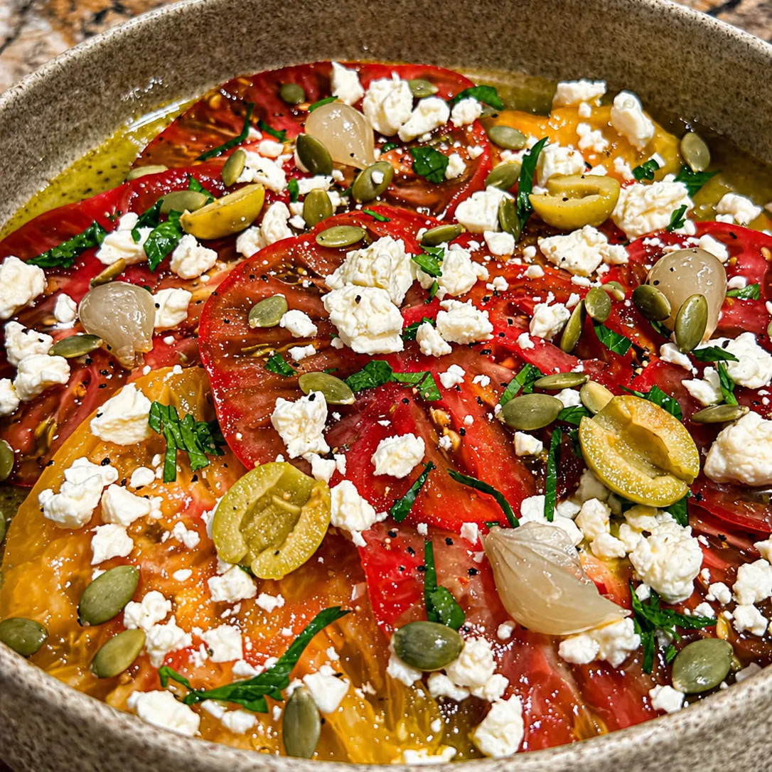 Image alt description