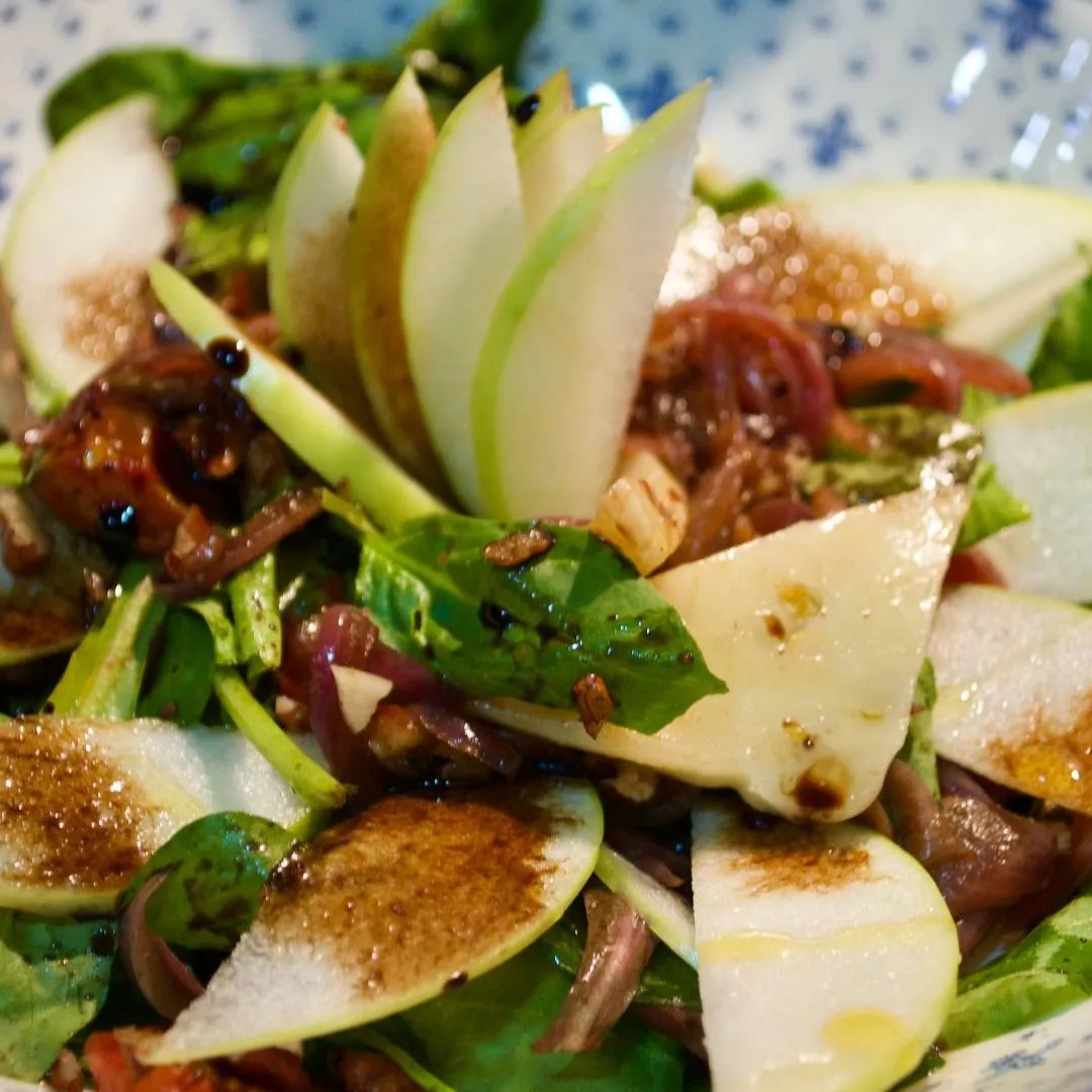 Image alt description