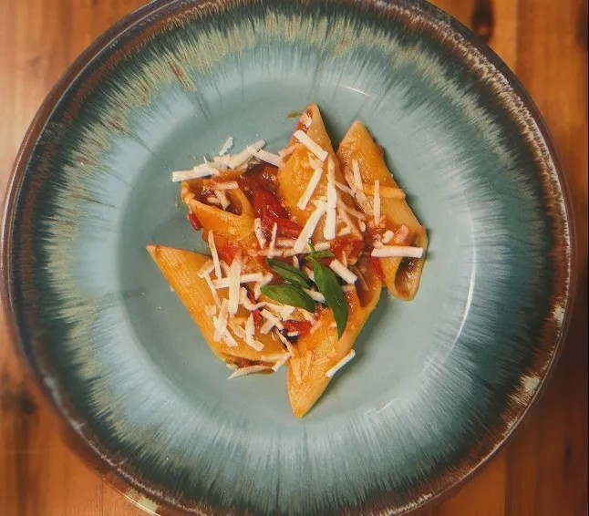 Image alt description