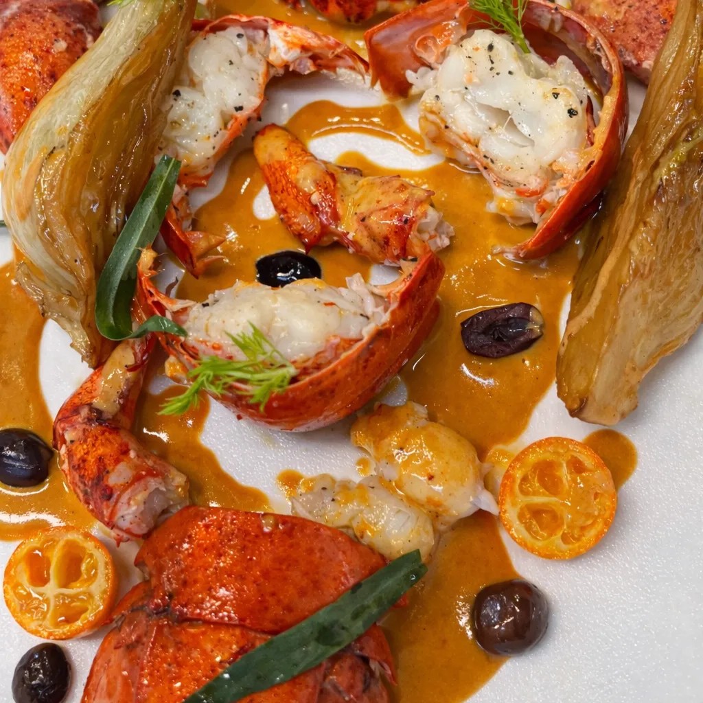 Image alt description