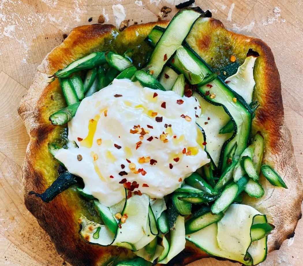 Image alt description