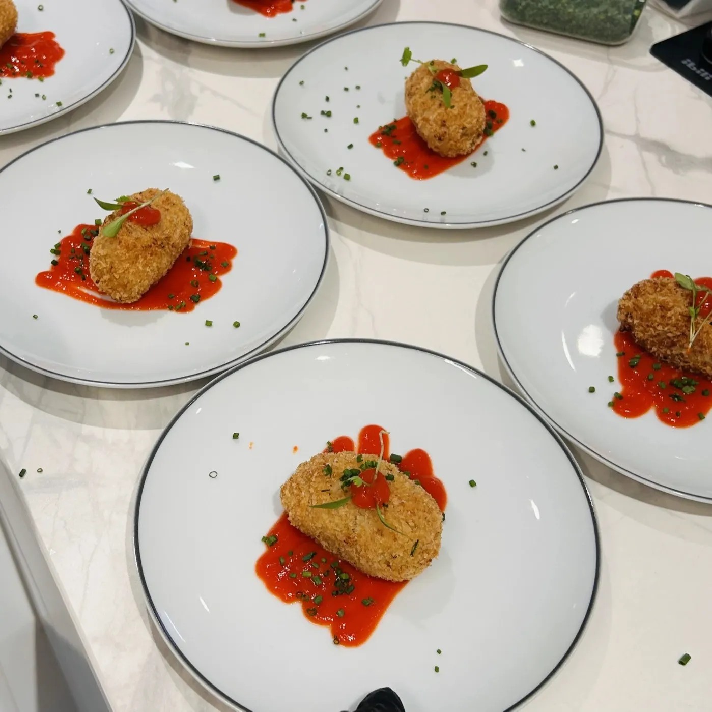 Image alt description