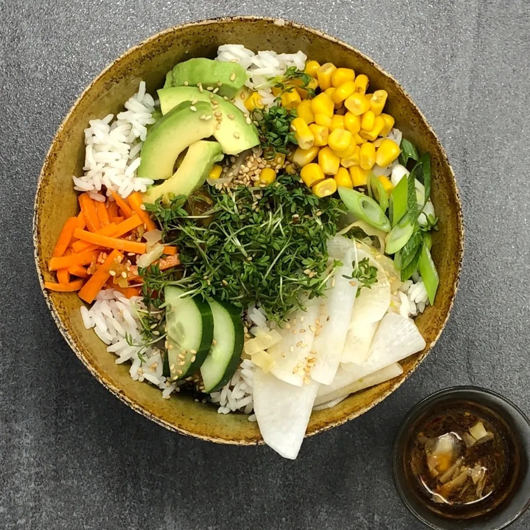 Image alt description