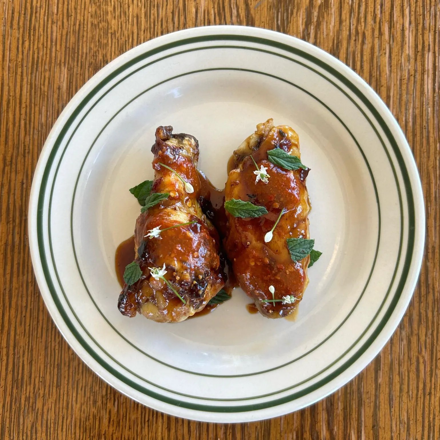 Image alt description