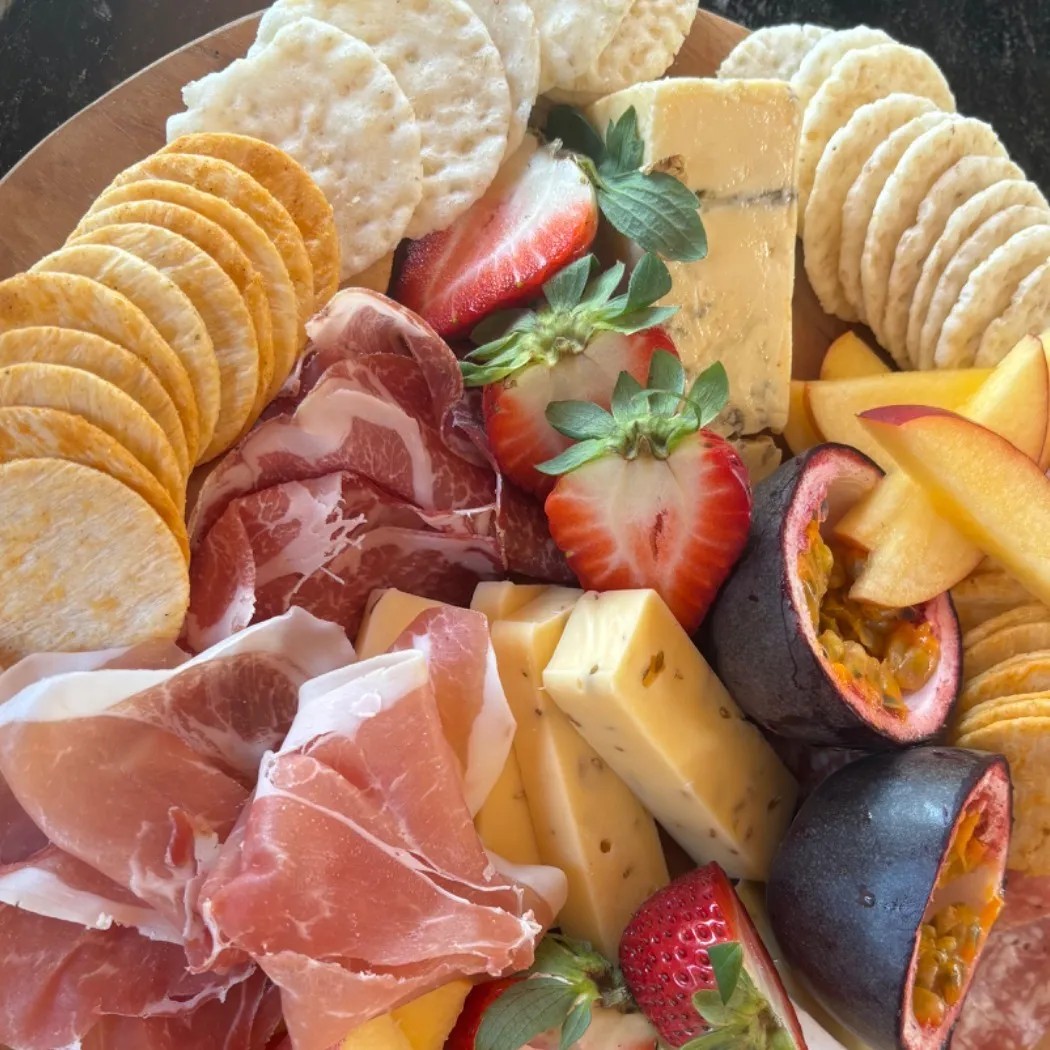 Image alt description