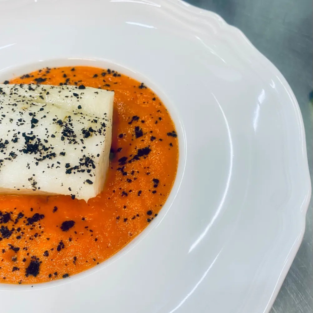 Image alt description