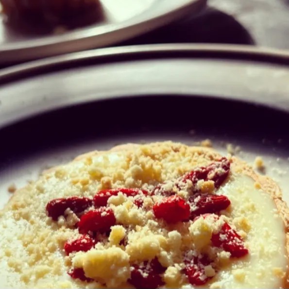 Image alt description