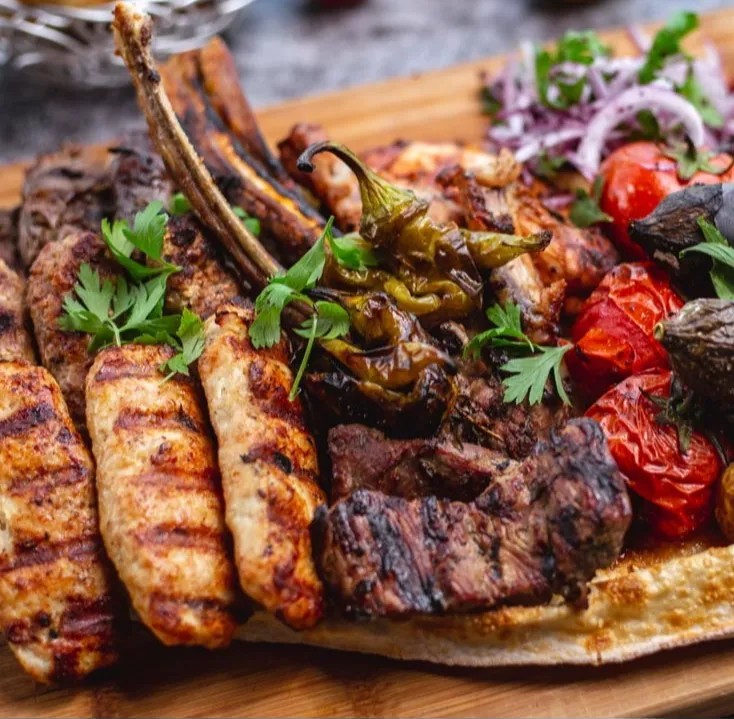 Image alt description