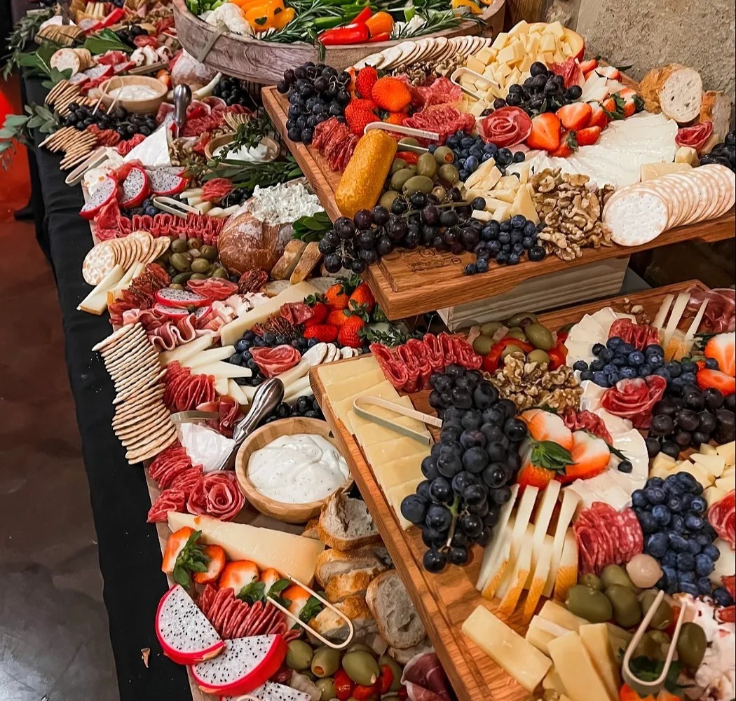 Image alt description