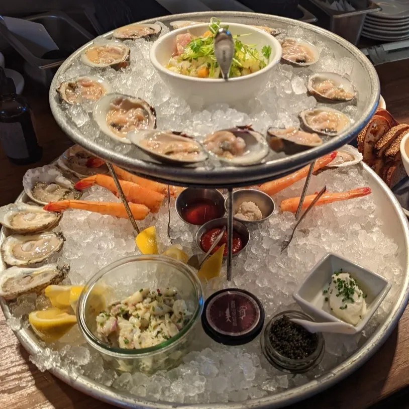 Image alt description