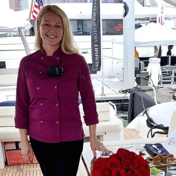 Image alt description