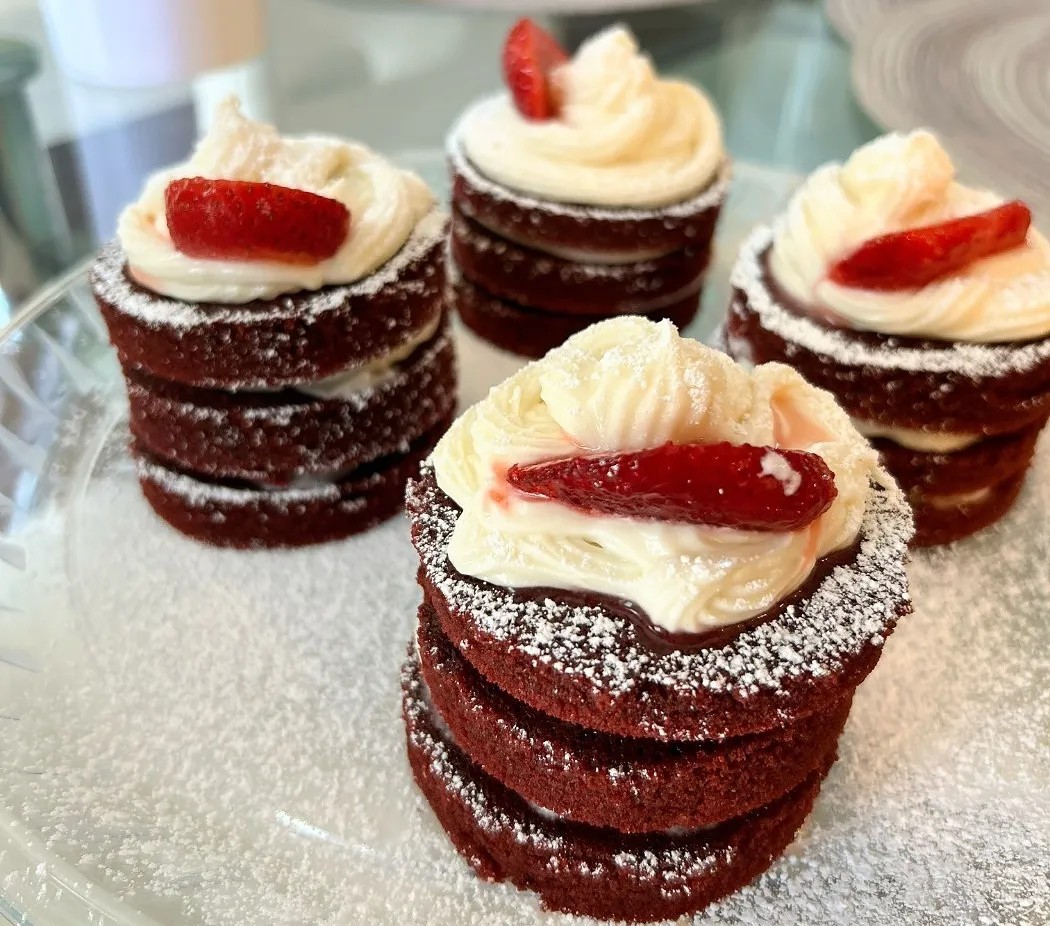 Image alt description