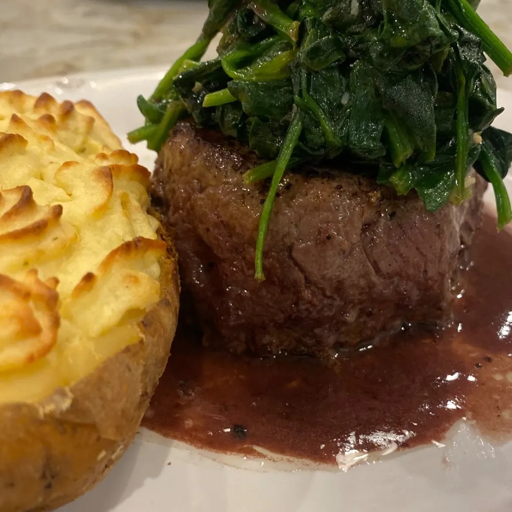 Image alt description