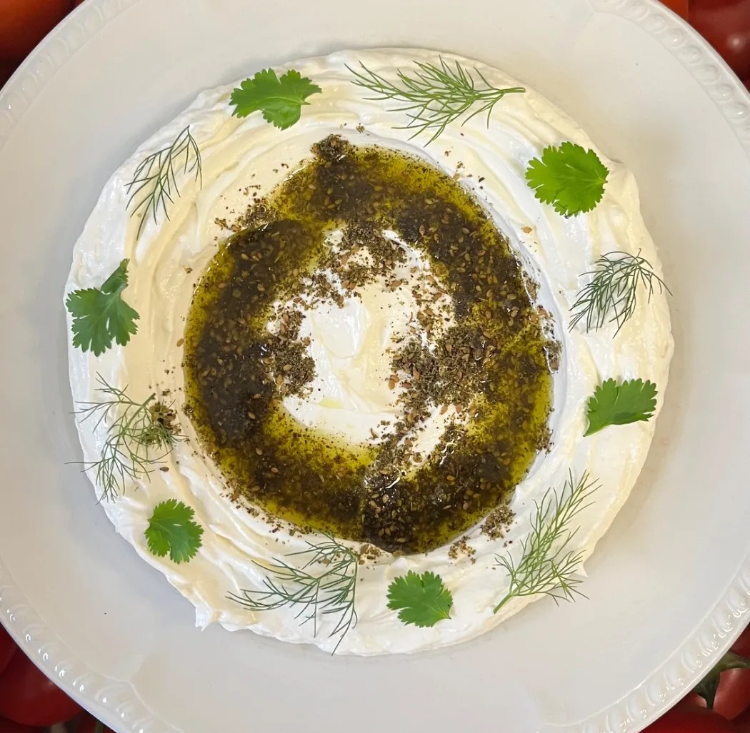 Image alt description