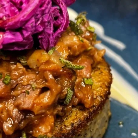 Image alt description