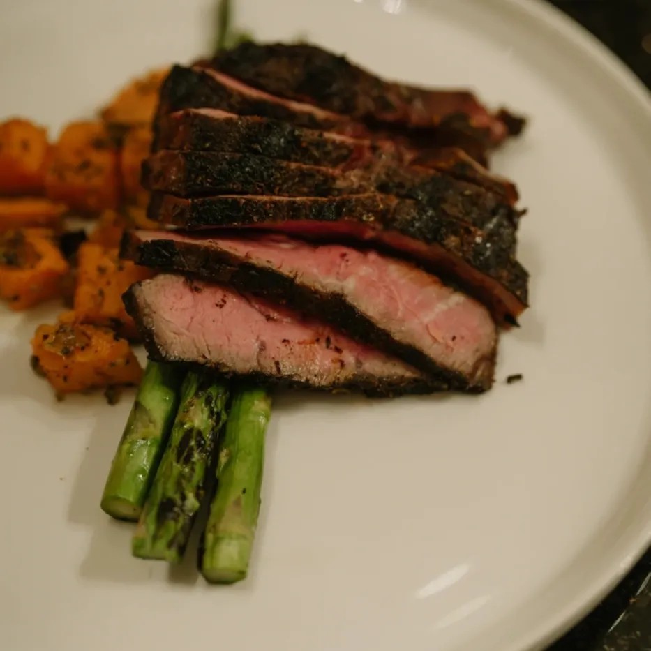 Image alt description