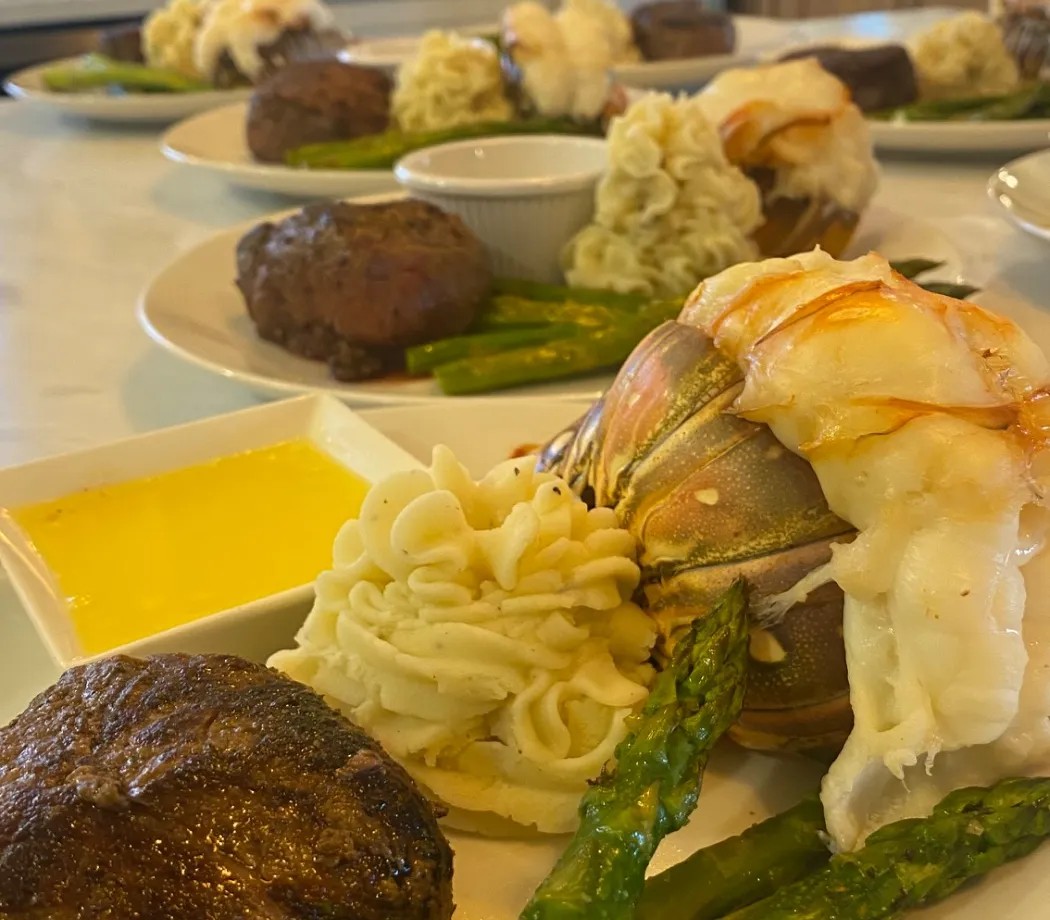 Image alt description