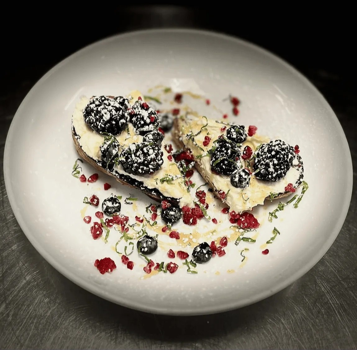 Image alt description