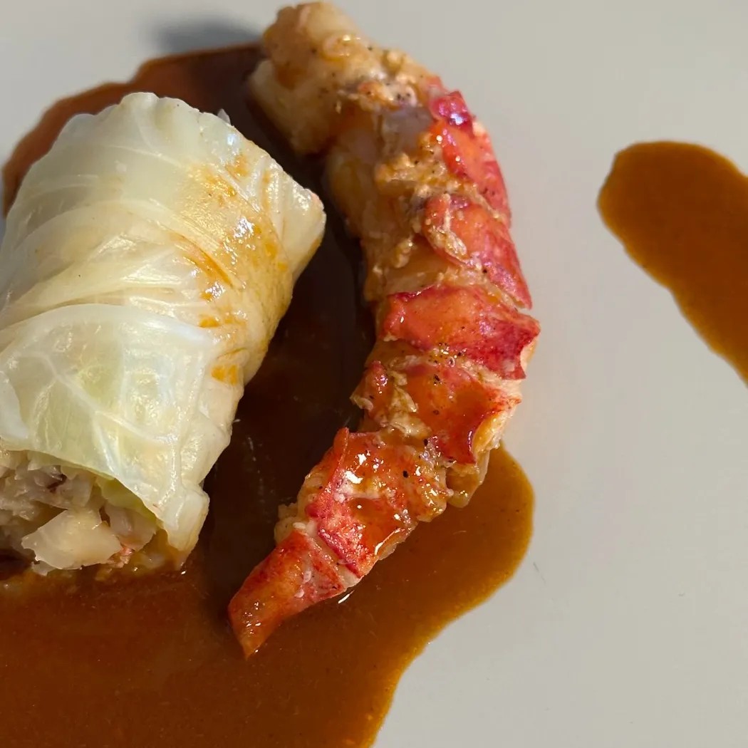 Image alt description