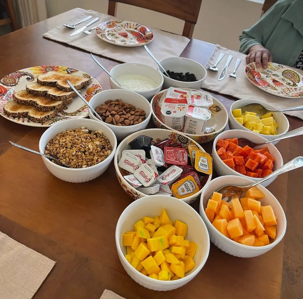 Image alt description